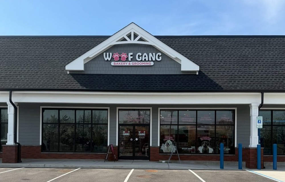 Woof Gang Bakery & Grooming leases at 425 Union Blvd. in West Islip